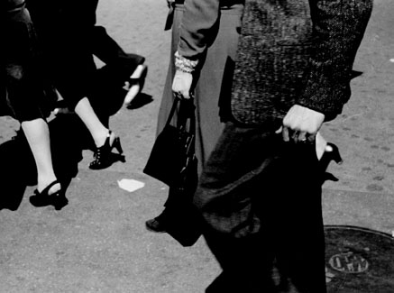 Rudy Burckhardt: Sidewalk XX, New York, 1939